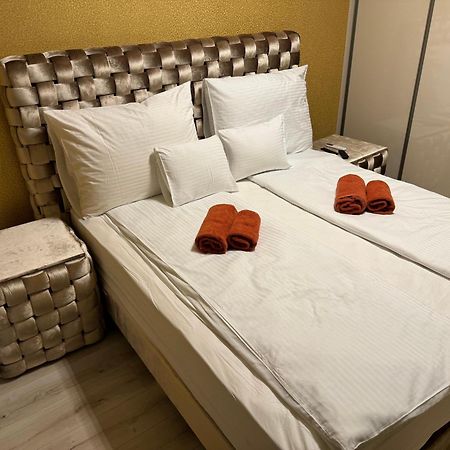 Luxury Cordia Apartment With Free Parking Budapest Bagian luar foto