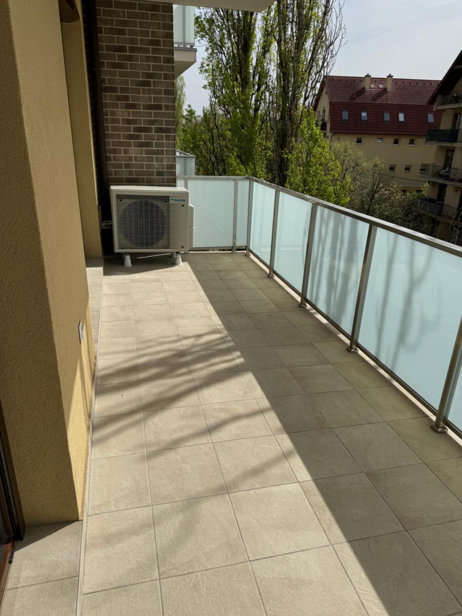 Luxury Cordia Apartment With Free Parking Budapest Bagian luar foto